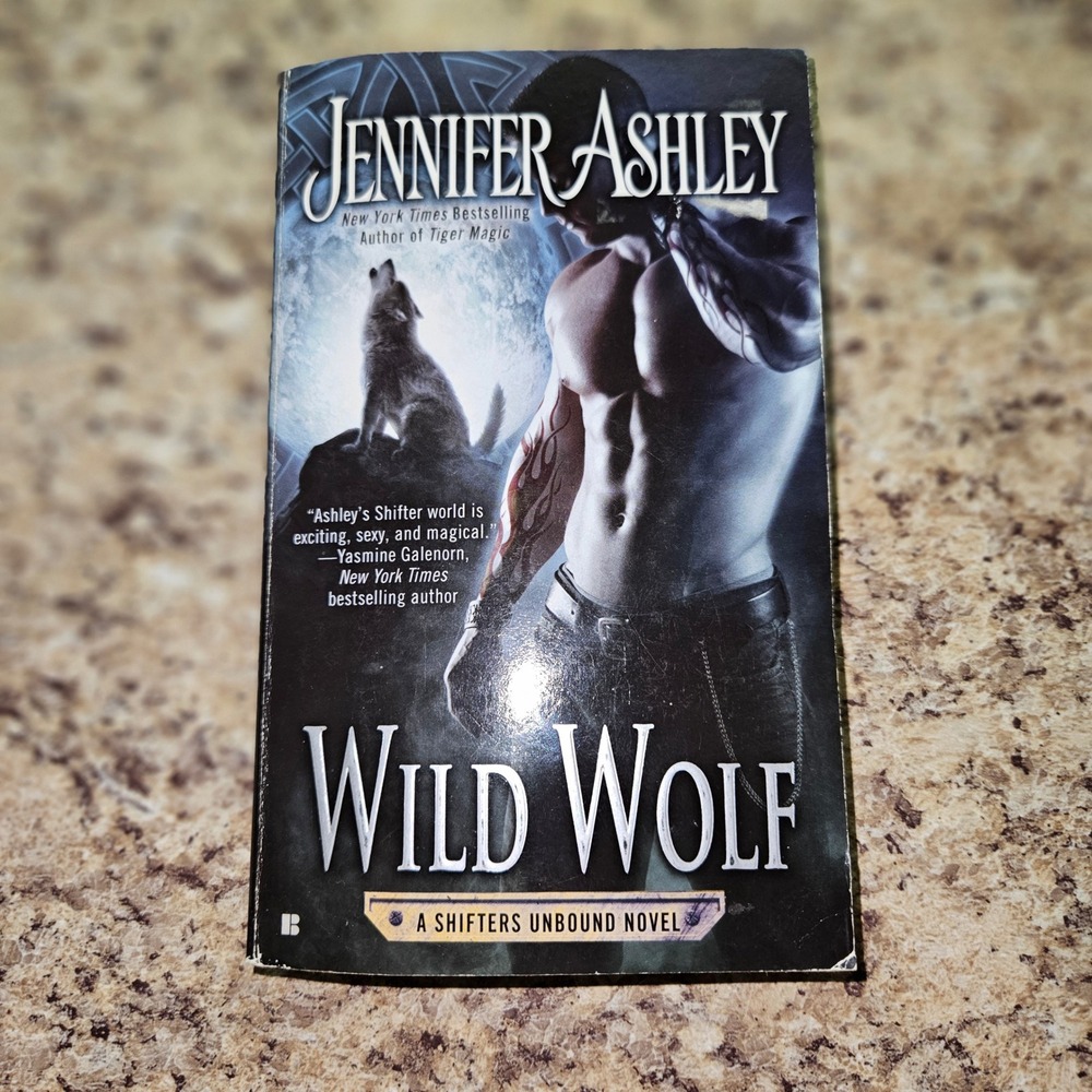 Wild Wolf by Jennifer Ashley Shifters Unbound Paranormal Romance Paperback Book